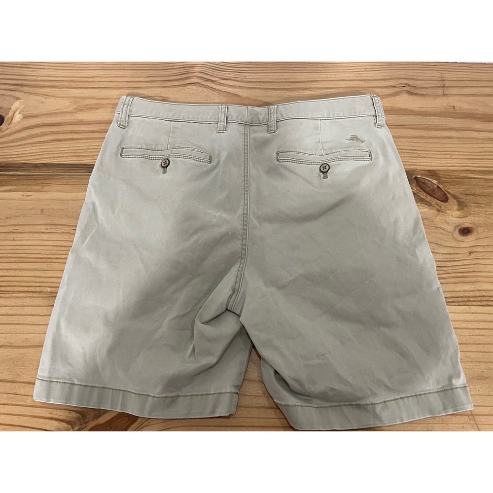 Tommy Bahama Men's Khaki Shorts Size 34 - Picture 2 of 6
